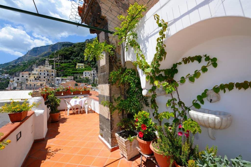 Mamma Rosanna - Apartment In Amalfi With Terrace Екстер'єр фото