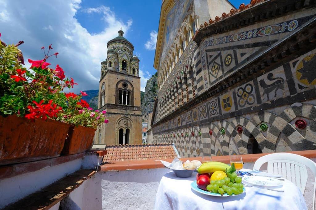 Mamma Rosanna - Apartment In Amalfi With Terrace Екстер'єр фото