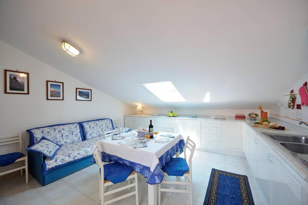 Mamma Rosanna - Apartment In Amalfi With Terrace Екстер'єр фото
