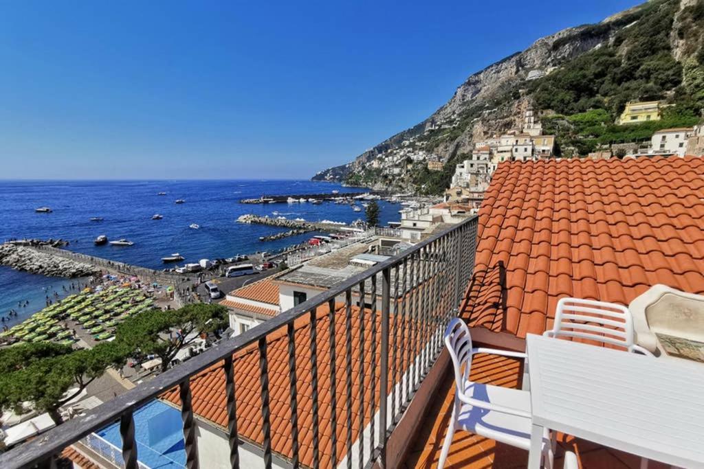 Mamma Rosanna - Apartment In Amalfi With Terrace Екстер'єр фото